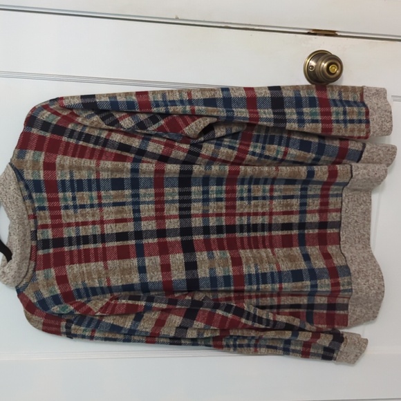 Luna Sz 2X Soft Plaid Long Sleeve Top with Quarter Zip Neckline - Picture 6 of 6